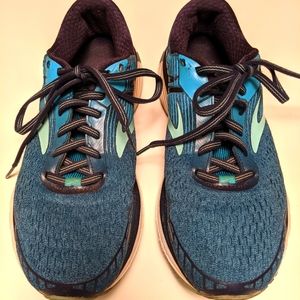 Brooks Adrenaline GTS 18 size 8.5M